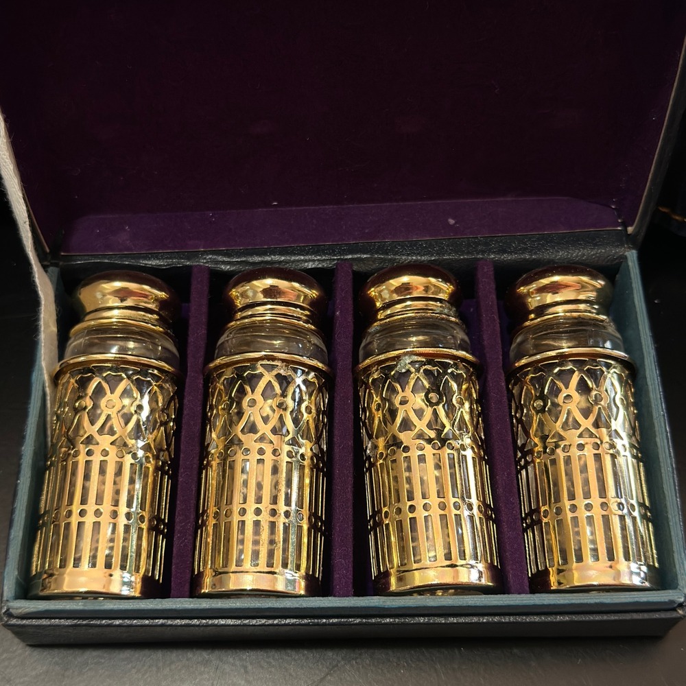 Vintage Gold Filigree Glass Salt Pepper Shakers Set of 4 MCM Boxed As Is